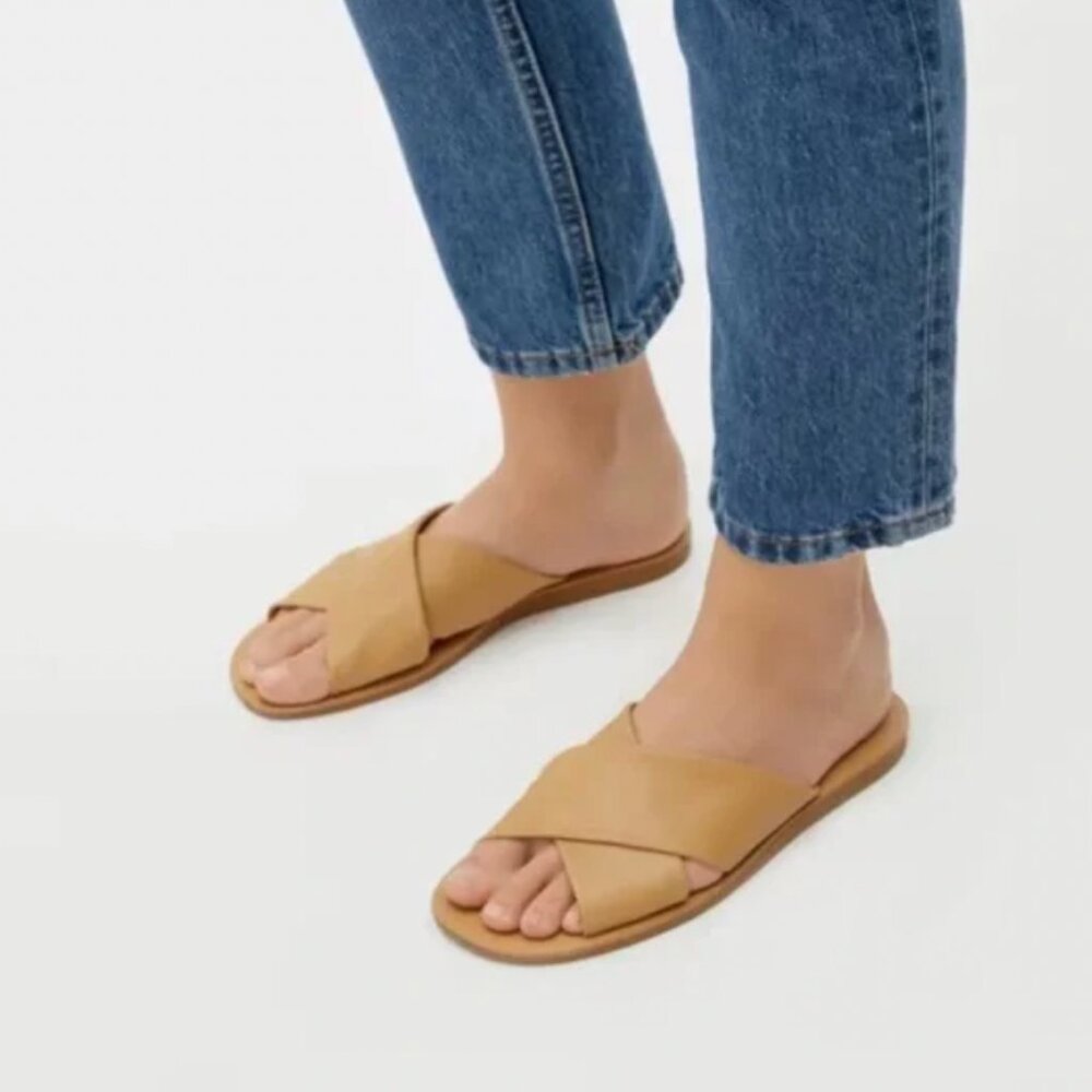 Everlane The Day Crossover Brown Leather Slip Ons Flat Sandals Women’s Size 8.5